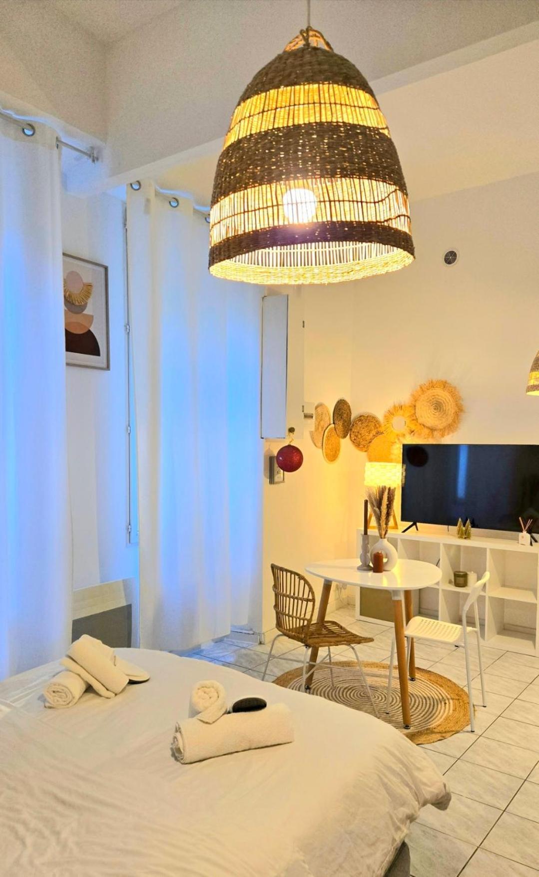 Joli Cocon Intramuros Apartment Avignon